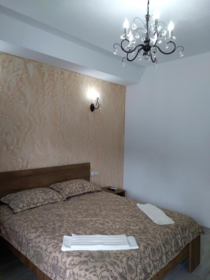 Appartamento Casa Roka Ieşelniţa Esterno foto