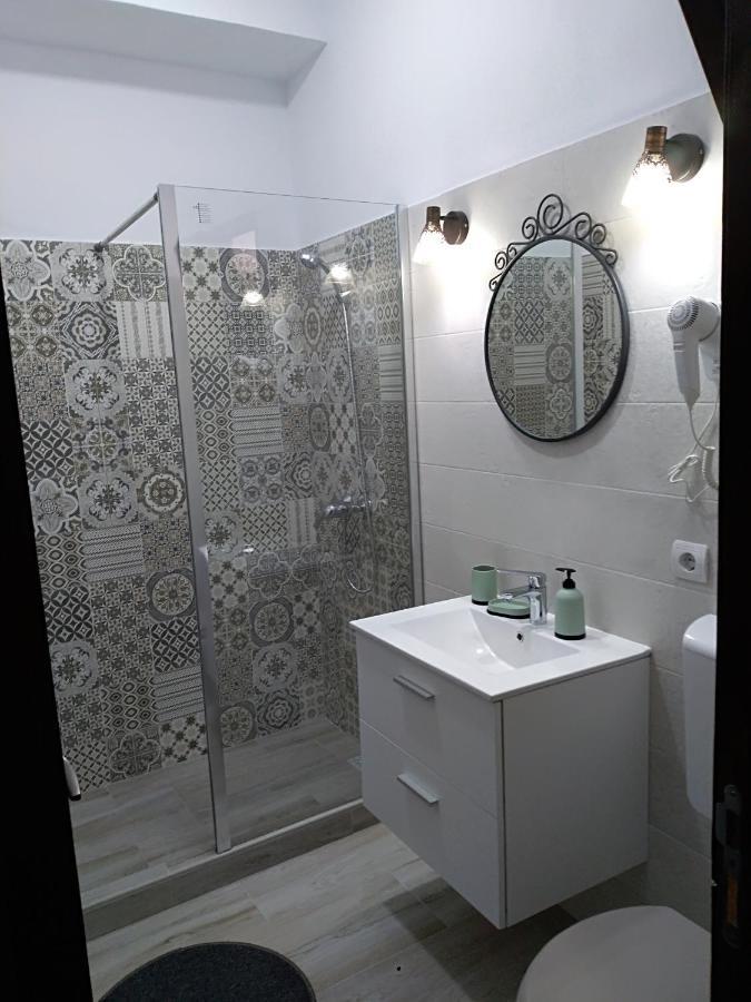Appartamento Casa Roka Ieşelniţa Esterno foto